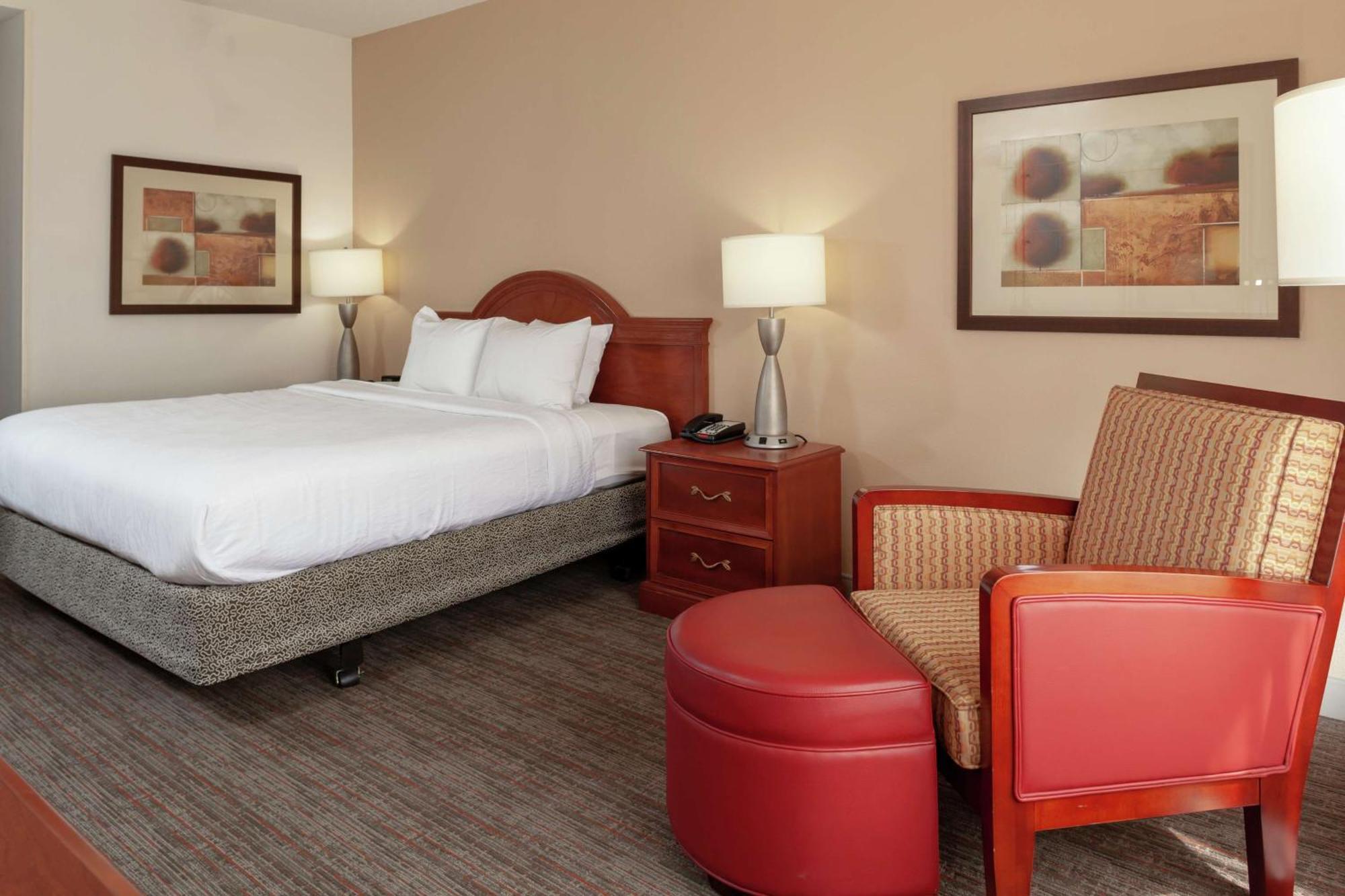 Hilton Garden Inn Charlotte North מראה חיצוני תמונה