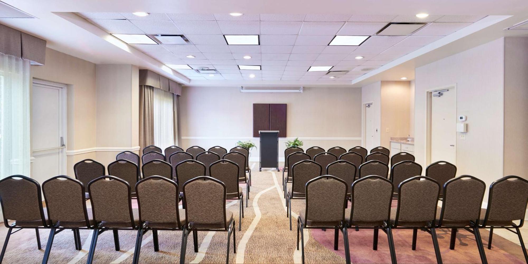 Hilton Garden Inn Charlotte North מראה חיצוני תמונה