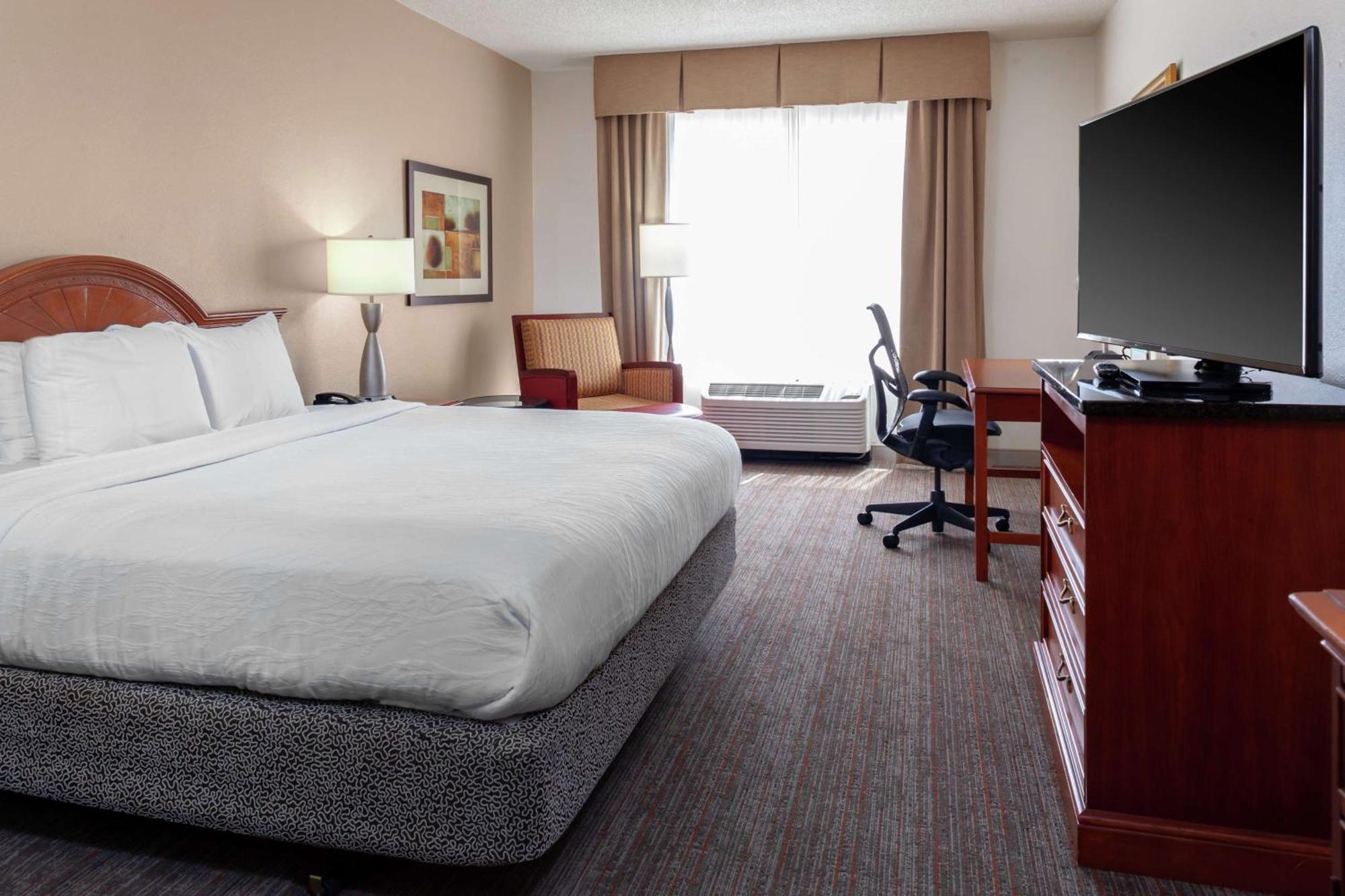 Hilton Garden Inn Charlotte North מראה חיצוני תמונה